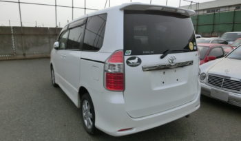 Toyota Noah full