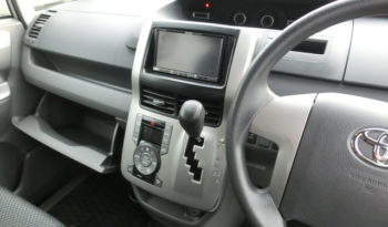 Toyota Noah full