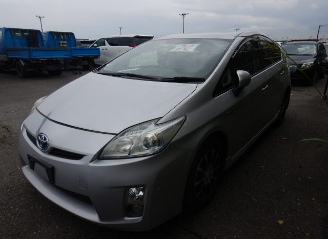 Toyota Prius full