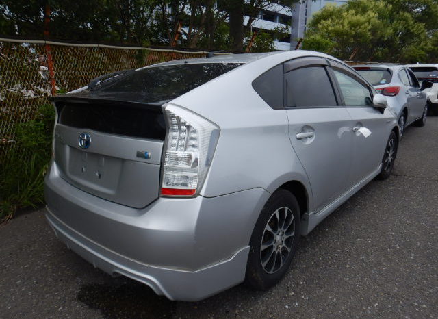 Toyota Prius full