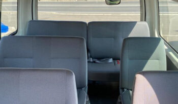 Toyota Hiace Commuter full