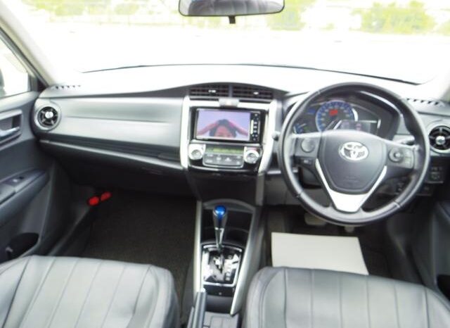 Toyota Corolla Fielder 2016 full