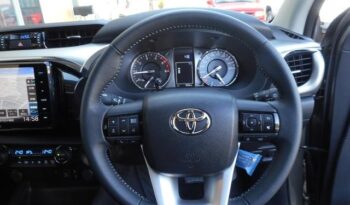 Toyota Hilux full