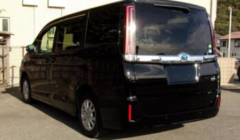 Toyota Noah (Reserved) full