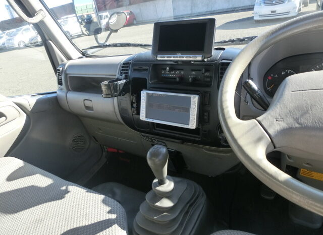 Toyota Dyna  2005 full