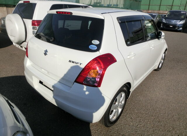 Suzuki Swift 2008 full