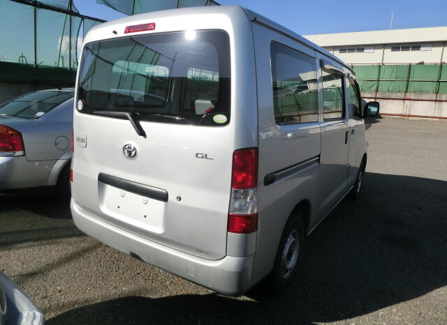 Toyota Lite ace Van full