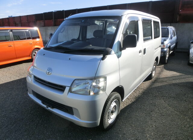 Toyota Lite ace Van full