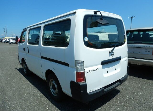 Nissan Caravan full