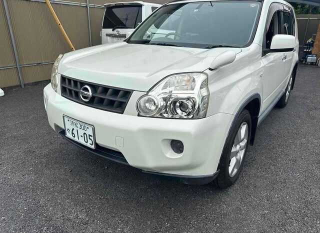 Nissan X Trail   (Reserved) full