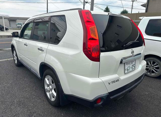 Nissan X Trail   (Reserved) full