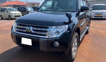 Mitsubishi Pajero (Reserved) full