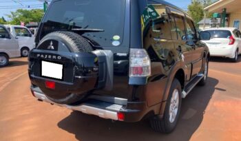 Mitsubishi Pajero (Reserved) full