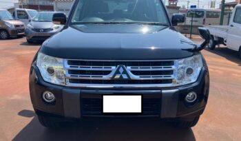 Mitsubishi Pajero (Reserved) full