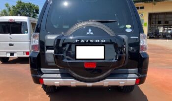 Mitsubishi Pajero (Reserved) full