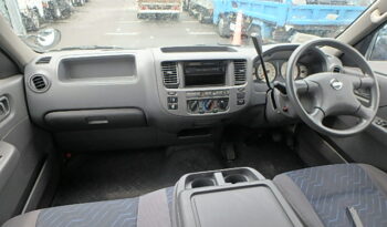 Nissan Caravan full