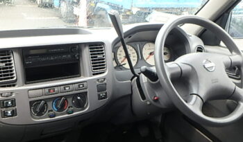 Nissan Caravan full