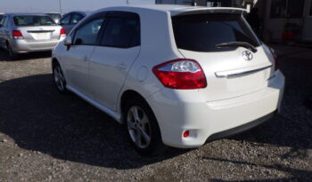 Toyota Auris full