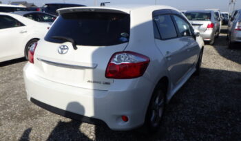 Toyota Auris full