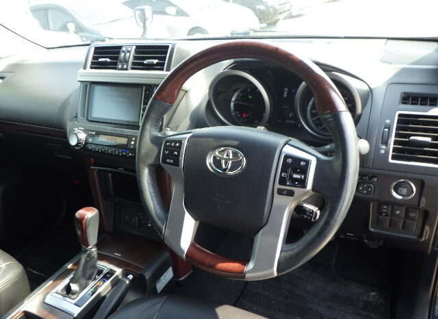 Toyota Landcruiser Prado TZ full