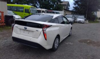 Toyota Prius (Reserved) full