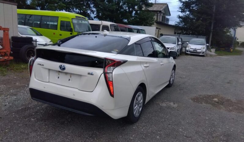 Toyota Prius (Reserved) full