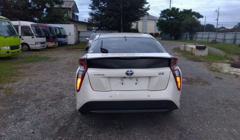 Toyota Prius (Reserved) full