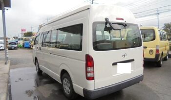 Toyota Hiace full