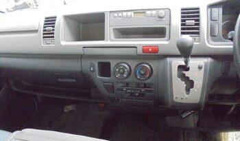 Toyota Hiace full