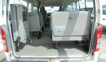 Toyota Hiace full