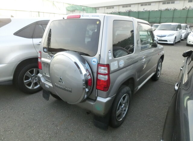 Mitsubishi Pajero Mini full