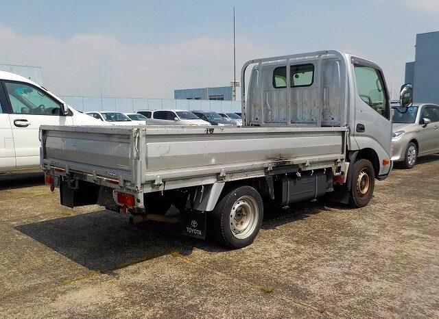 Toyota Dyna full