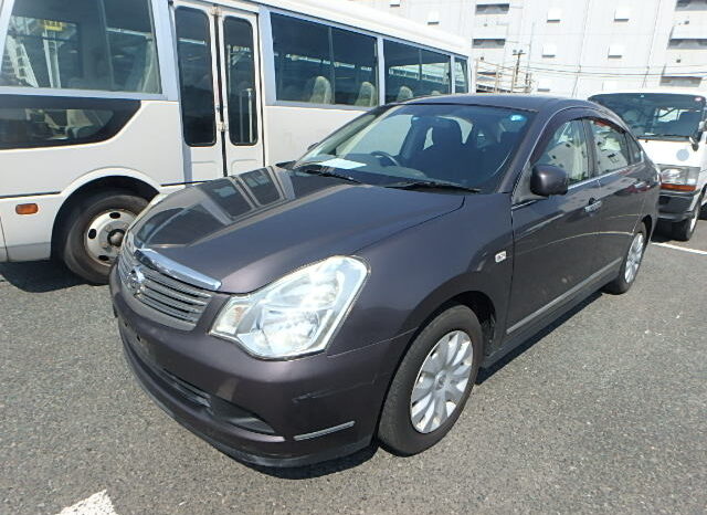 Nissan Bluebird Sylphy full