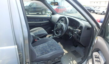 Nissan Terrano full