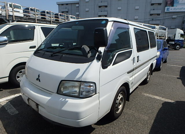 Mitsubishi Delica full